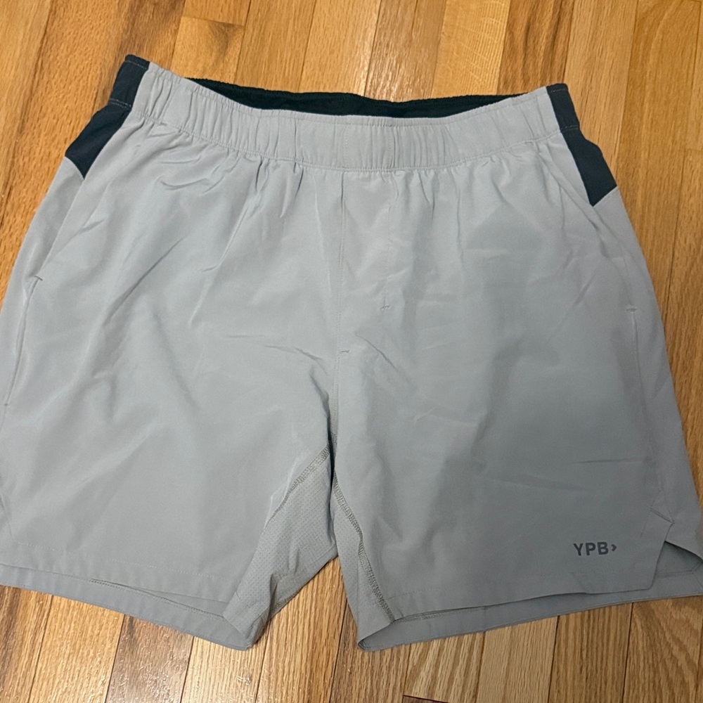 Abercrombie & Fitch Light Gray Athletic Shorts